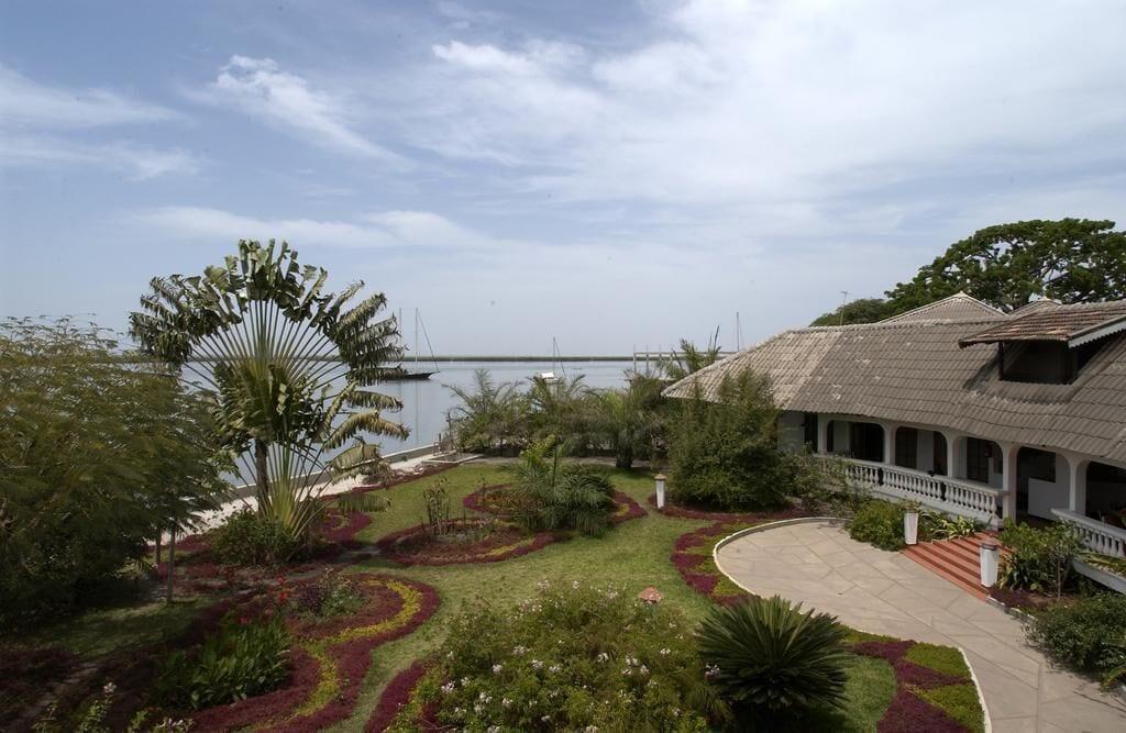 Hôtel Kadiandoumagne Ziguinchor Exterior foto